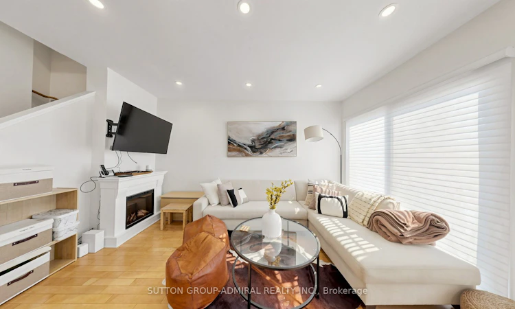 46-735 New Westminster Drive