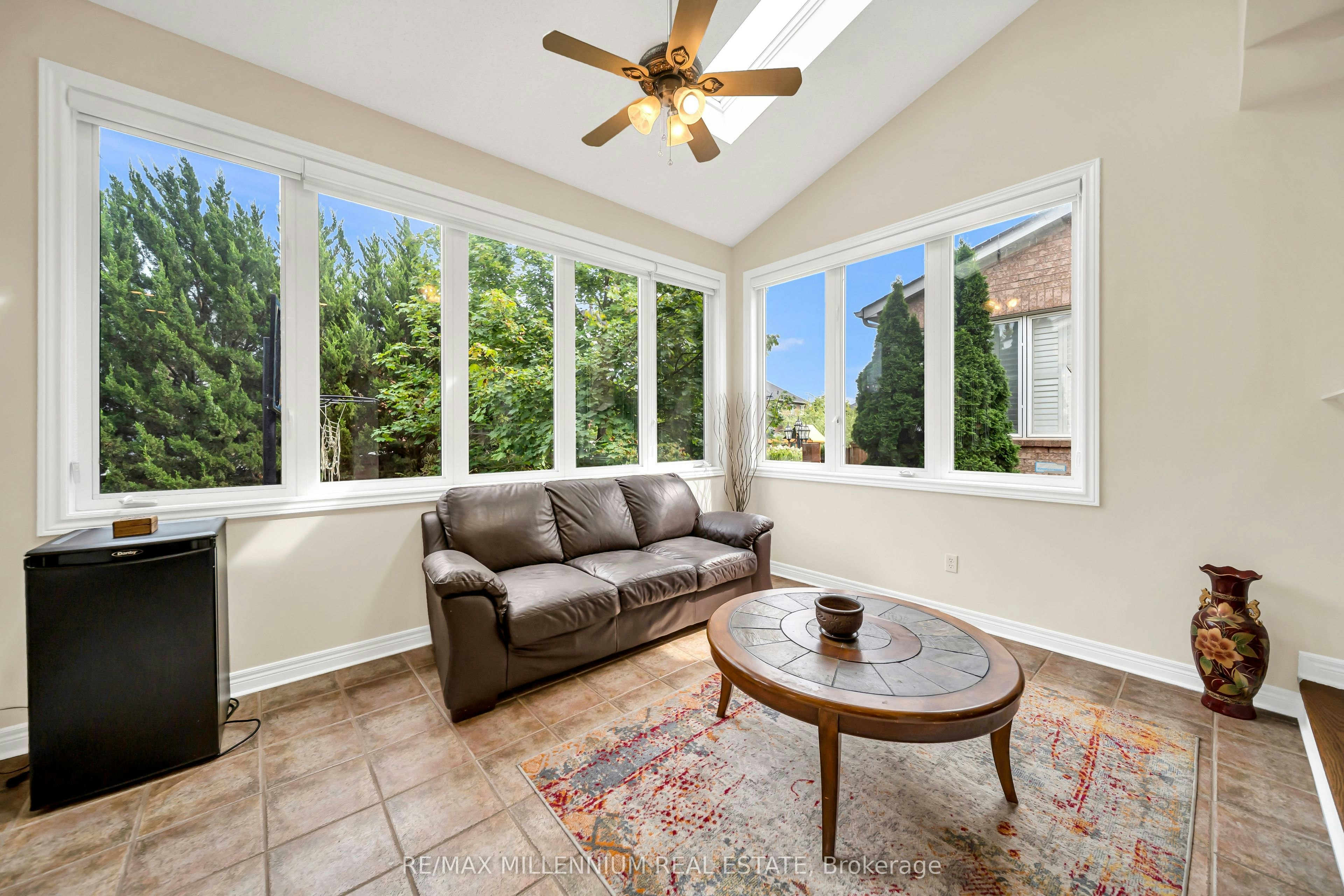 161 Julia Valentia Avenue, Vaughan, ON, L4H 1Z1 - 12