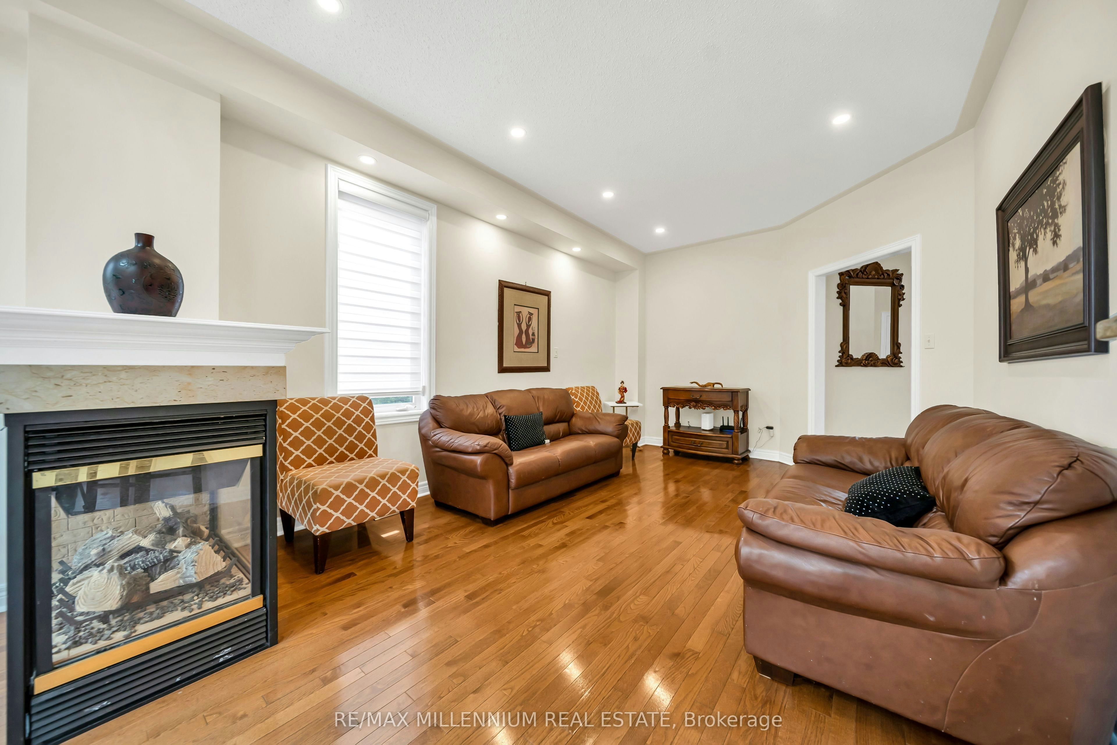 161 Julia Valentia Avenue, Vaughan, ON, L4H 1Z1 - 10
