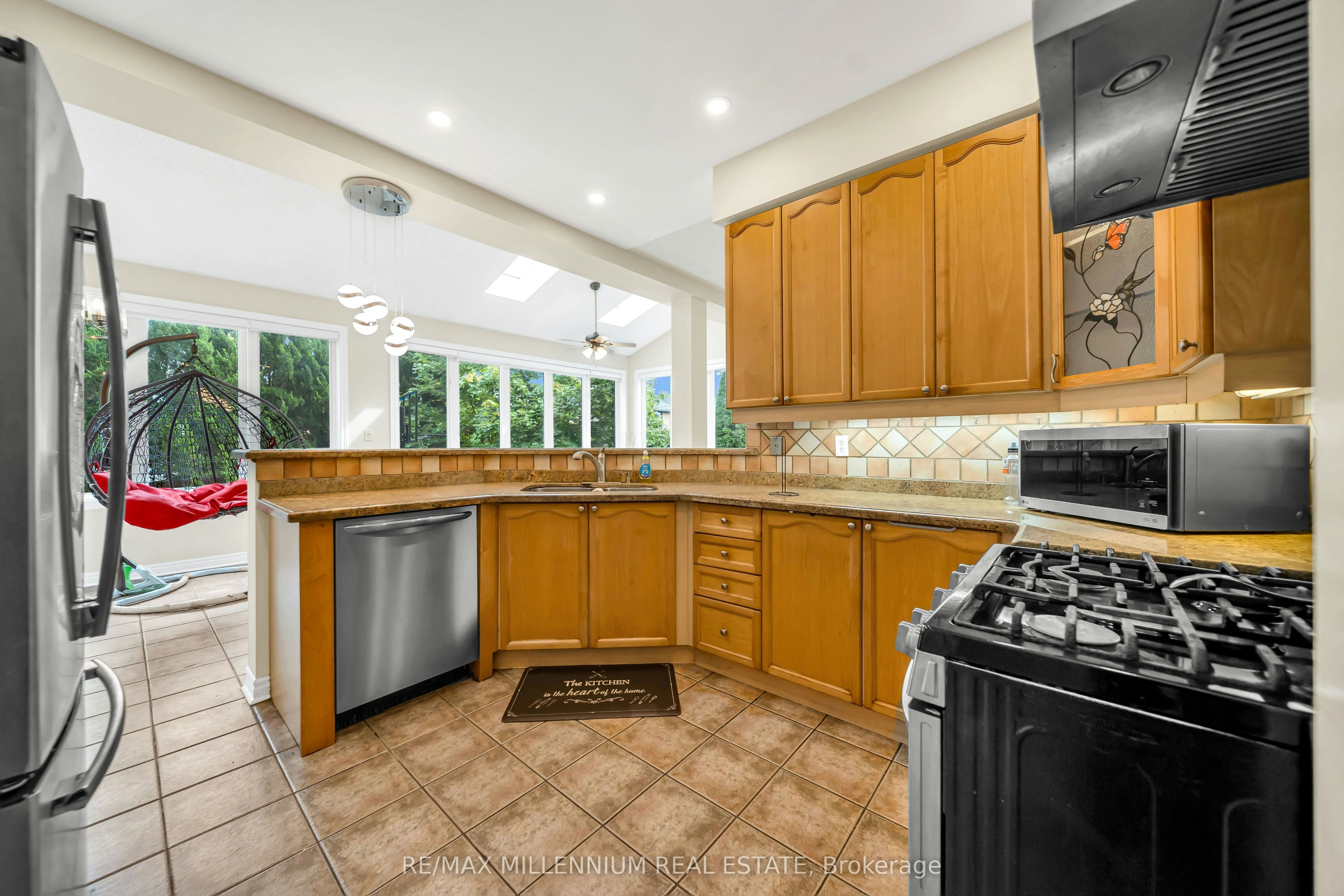 161 Julia Valentia Avenue, Vaughan, ON, L4H 1Z1 - 19