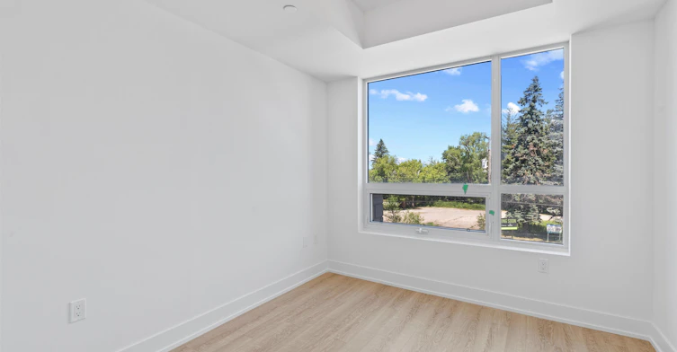 328-2075 King Road, King, ON, L7B 0R6 - 9