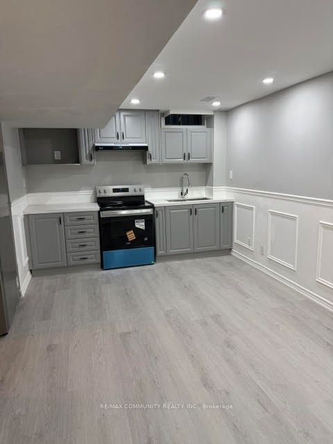 Bsmt-327 Mantle Avenue, Whitchurch-Stouffville, ON, L4A 0R9 - 4