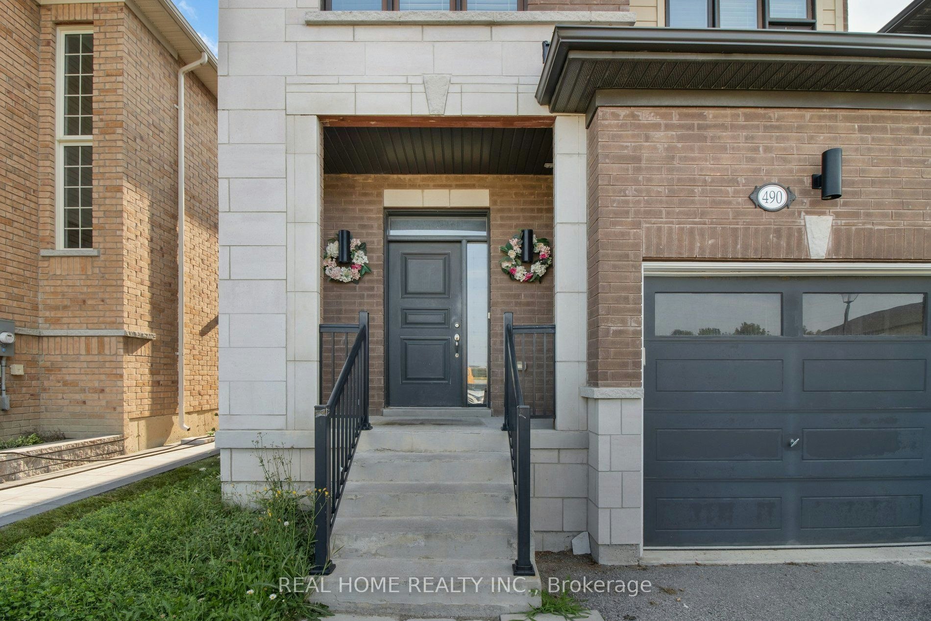 490 Rita's Avenue, Newmarket, ON, L3X 2M8 - 2