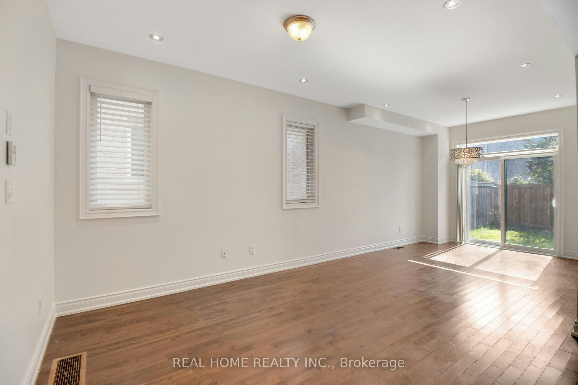 490 Rita's Avenue, Newmarket, ON, L3X 2M8 - 24