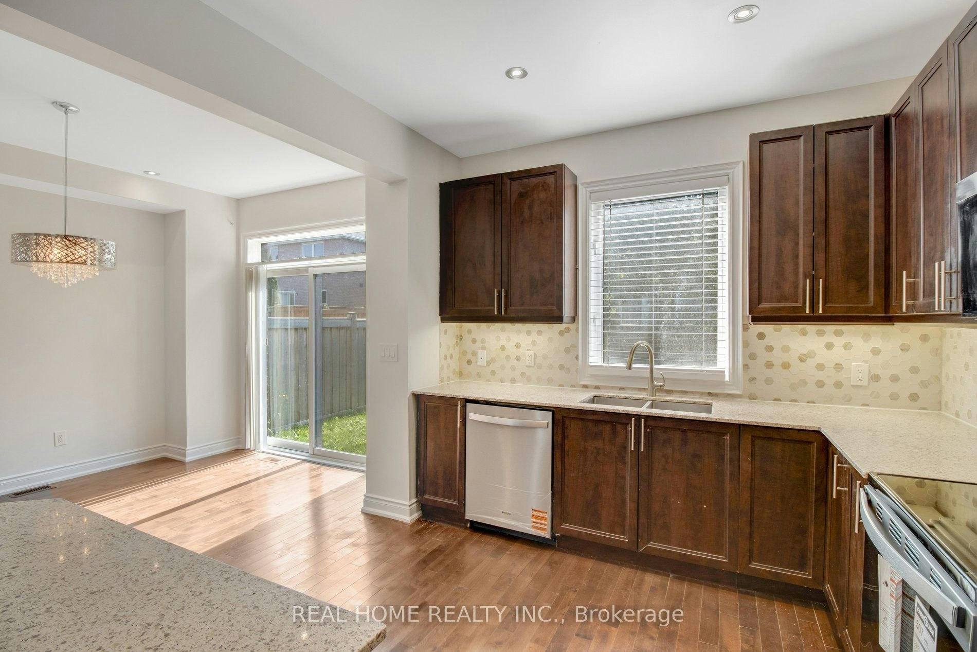 490 Rita's Avenue, Newmarket, ON, L3X 2M8 - 26