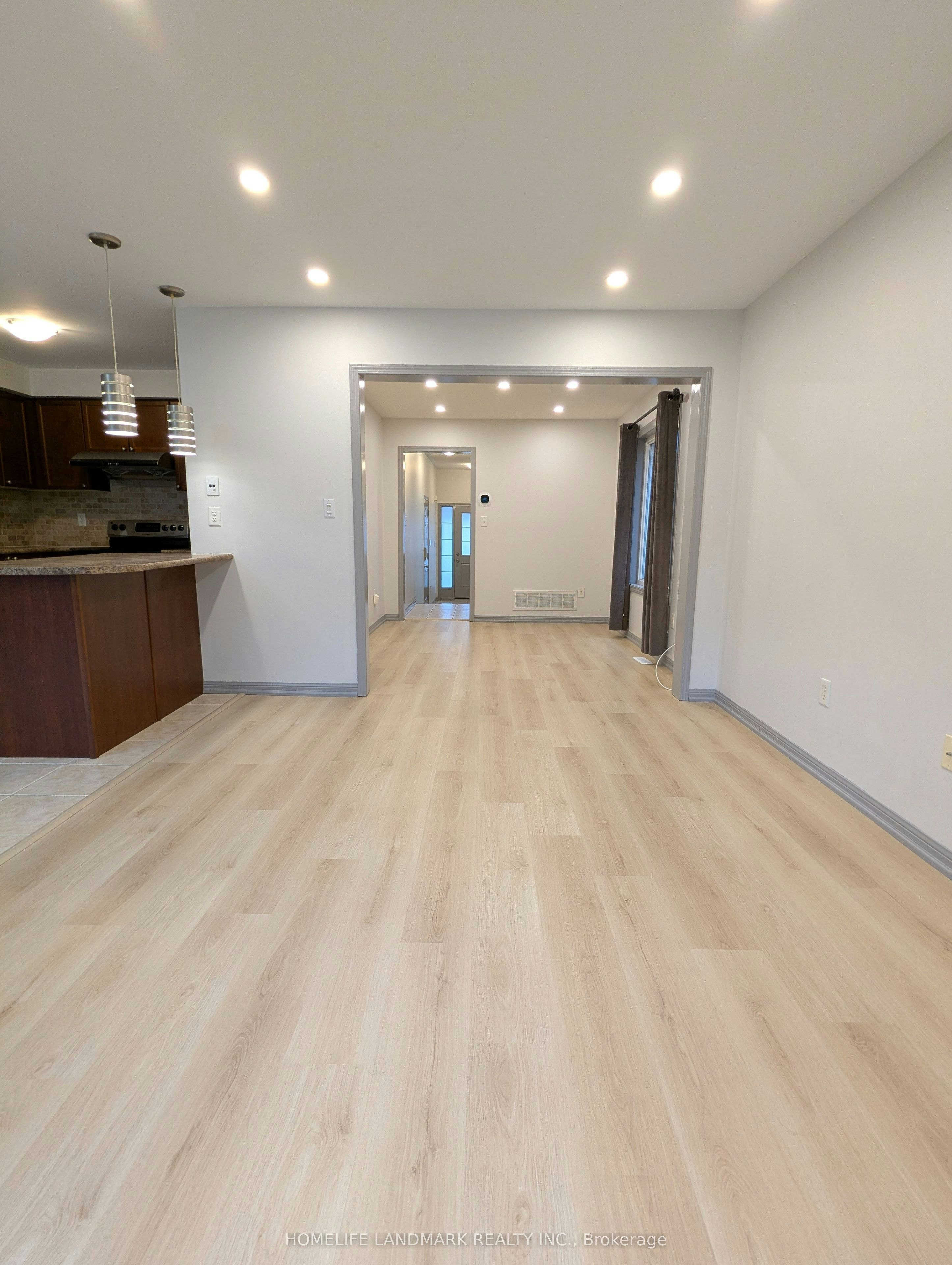27 Walter Sangster Road, Whitchurch-Stouffville, ON, L4A 0J5 - 6
