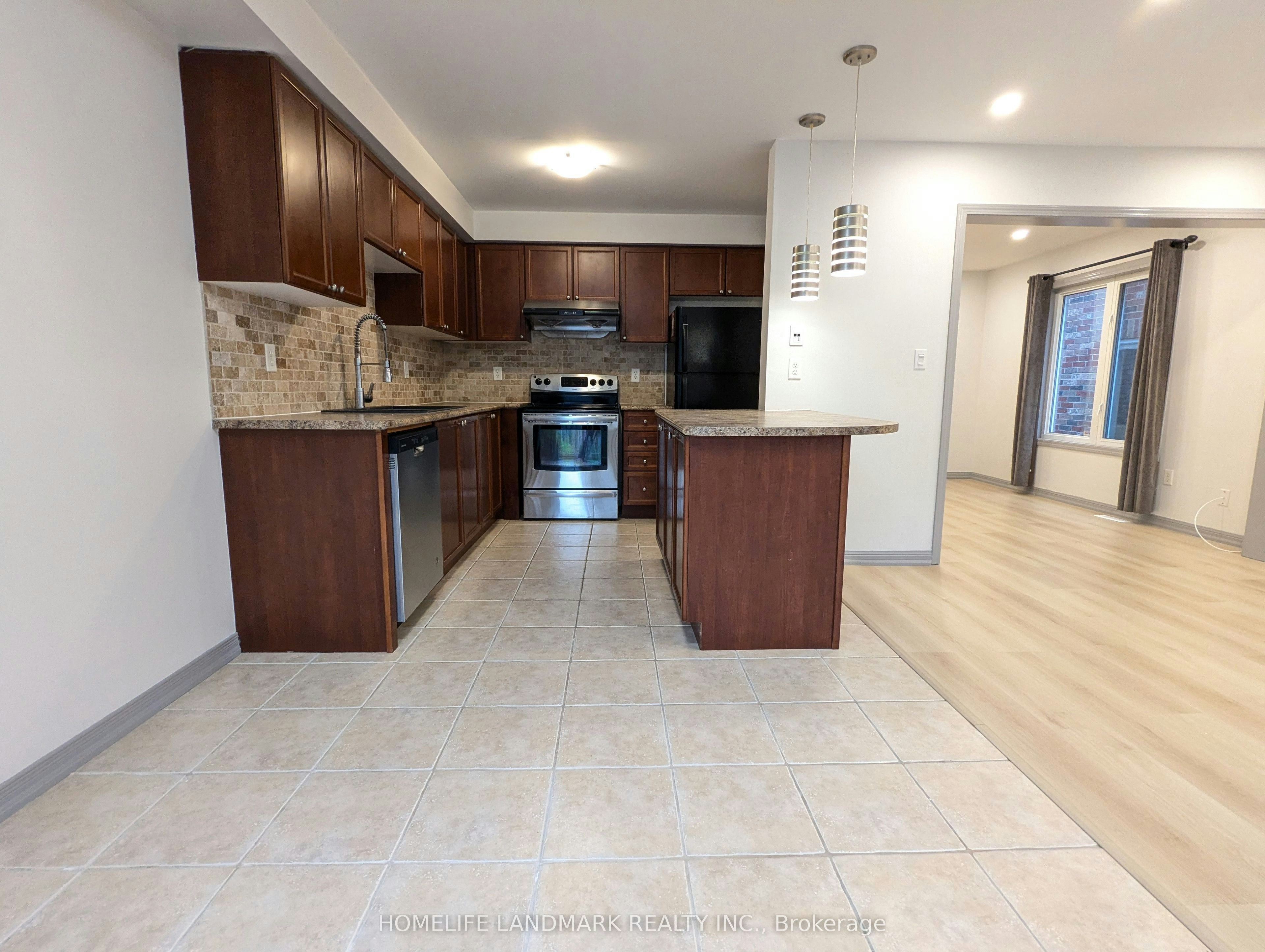 27 Walter Sangster Road, Whitchurch-Stouffville, ON, L4A 0J5 - 9