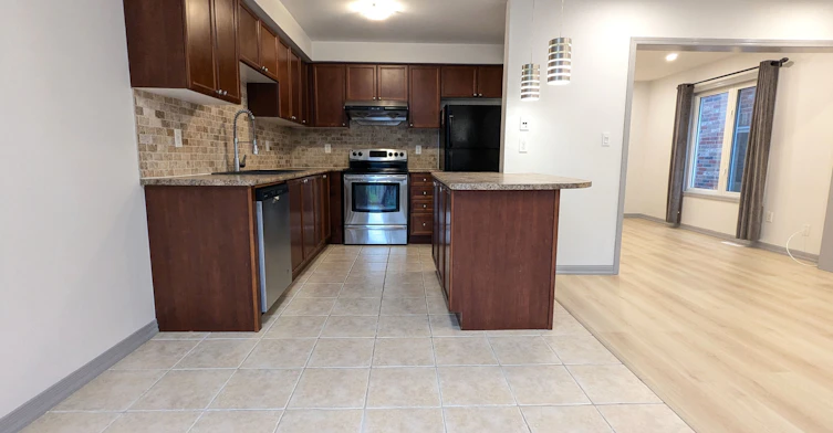 27 Walter Sangster Road, Whitchurch-Stouffville, ON, L4A 0J5 - 9