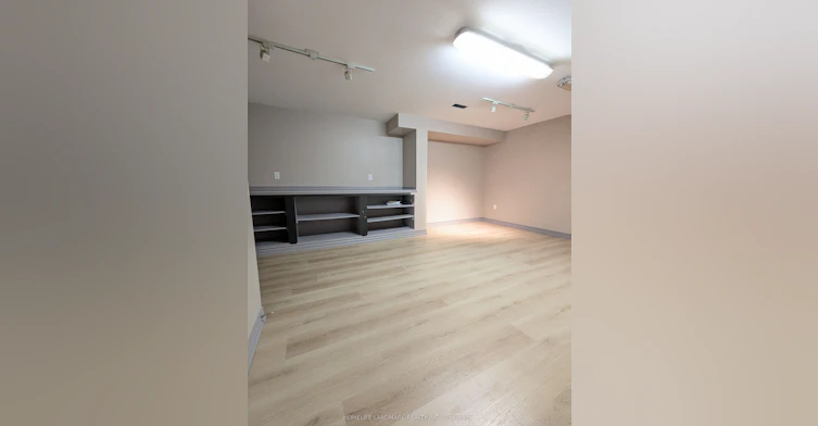 27 Walter Sangster Road, Whitchurch-Stouffville, ON, L4A 0J5 - 28