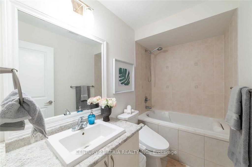 58 Mondial Crescent, East Gwillimbury, ON, L9N 0S2 - 7