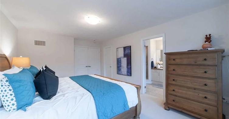 58 Mondial Crescent, East Gwillimbury, ON, L9N 0S2 - 10