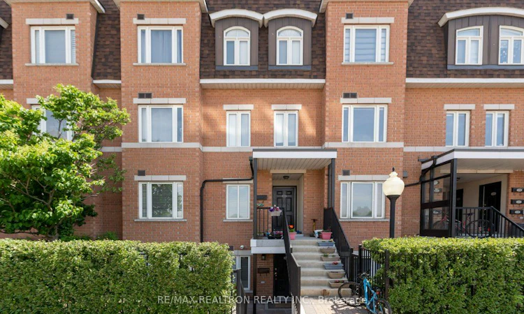 #139-306 John Street