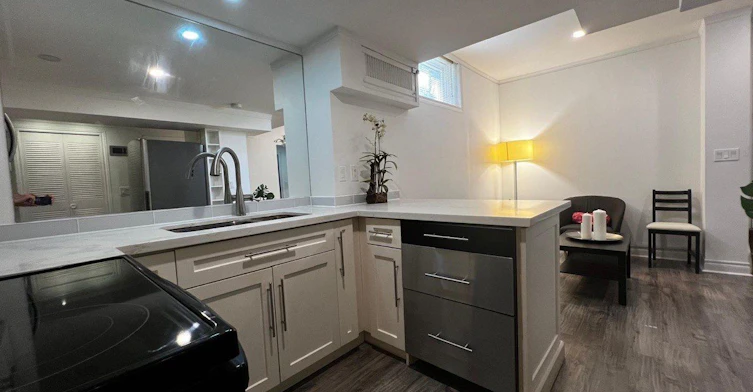 24 Jondan ( Basemnet) Crescent, Markham, ON, L3T 3Z5