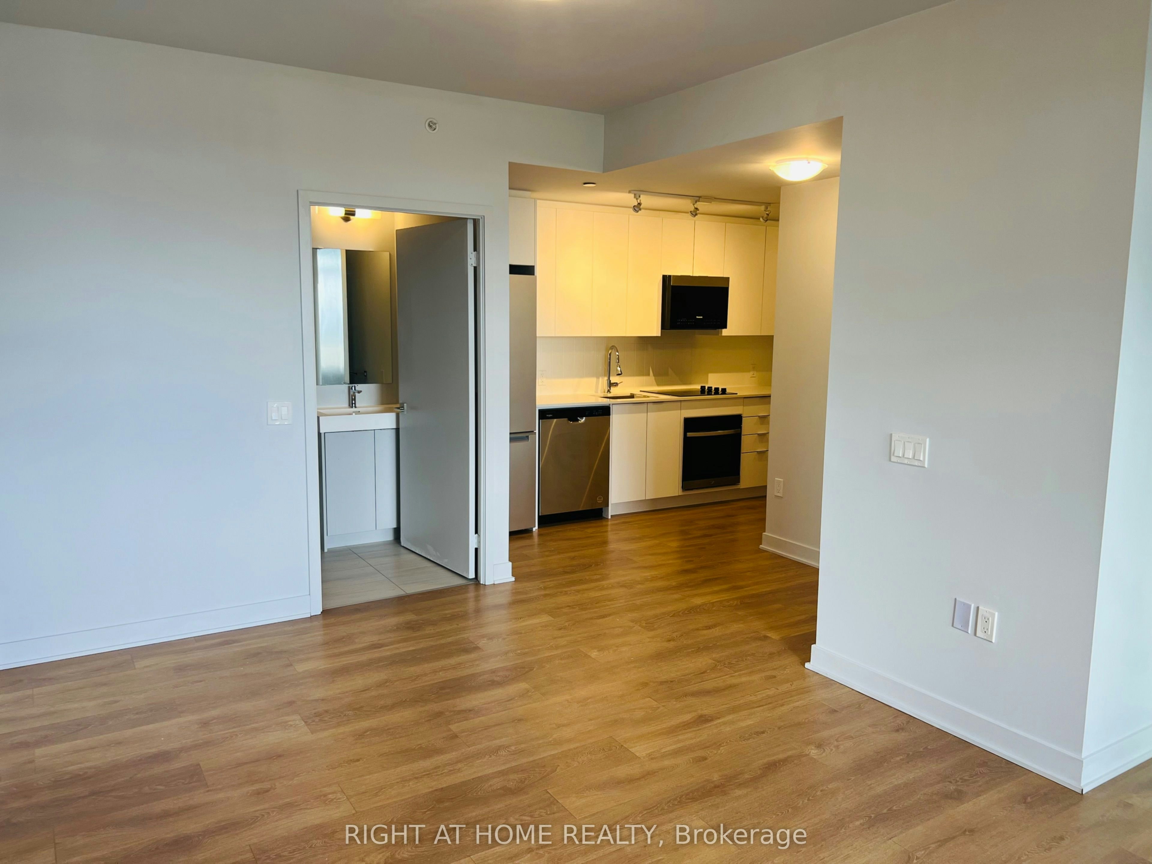 2402-2920 Highway 7 Road, Vaughan, ON, L4K 0P4 - 25