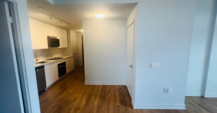 2402-2920 Highway 7 Road, Vaughan, ON, L4K 0P4 - 16
