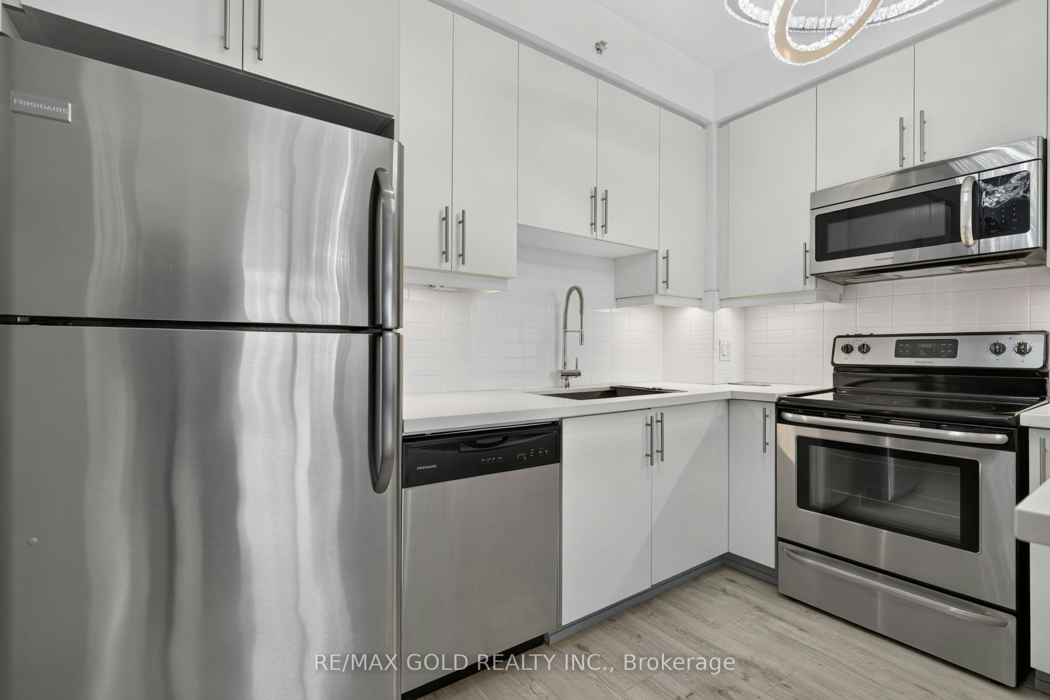 909-24 Woodstream Boulevard, Vaughan, ON, L4L 8C4 - 7