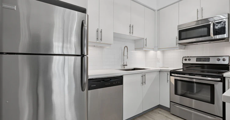 909-24 Woodstream Boulevard, Vaughan, ON, L4L 8C4 - 7