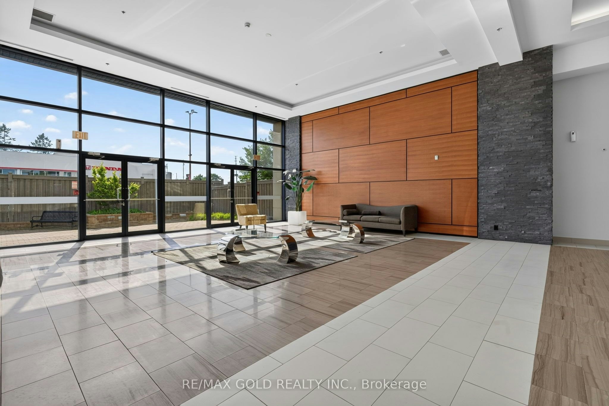 909-24 Woodstream Boulevard, Vaughan, ON, L4L 8C4 - 43