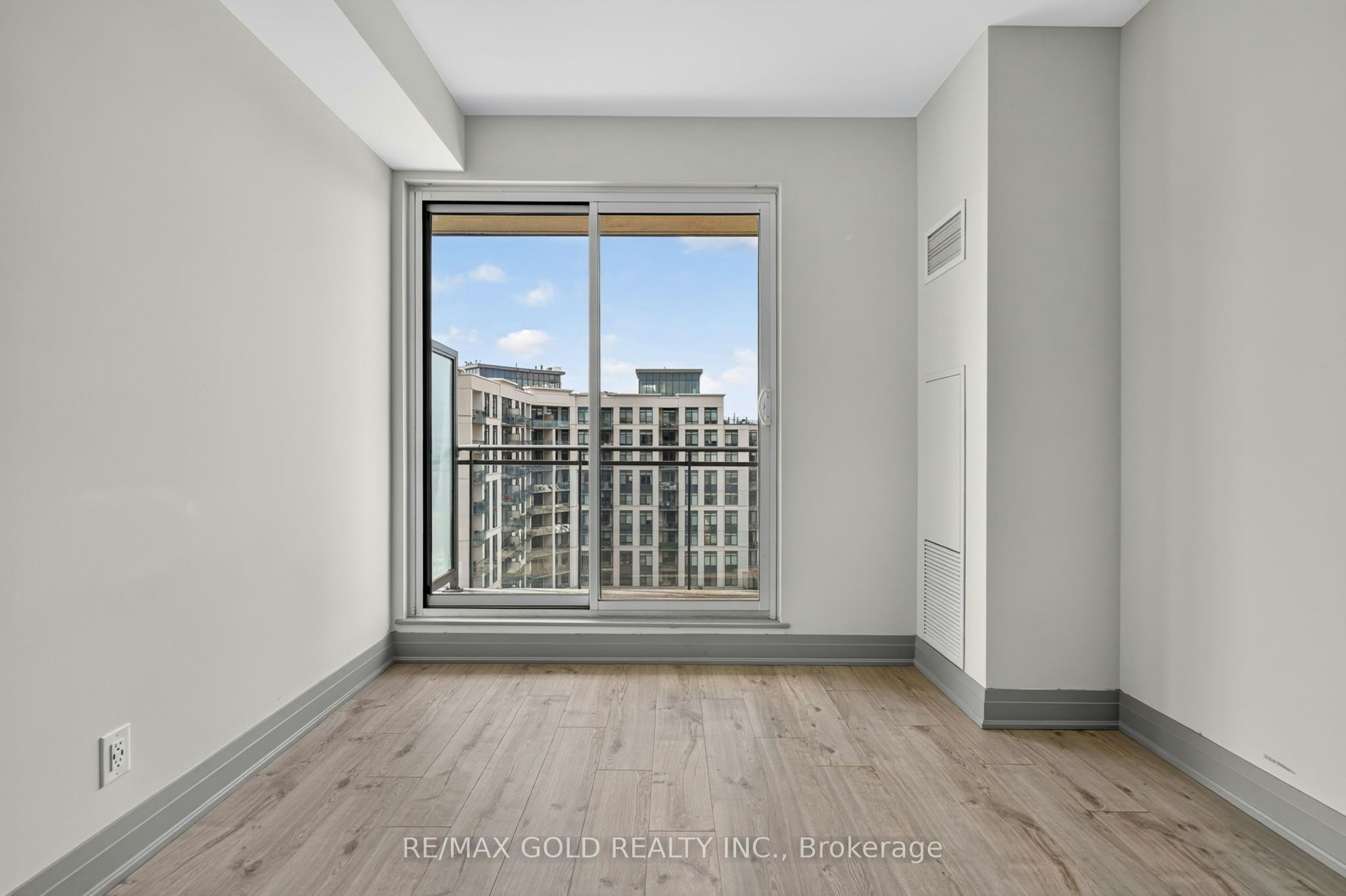 909-24 Woodstream Boulevard, Vaughan, ON, L4L 8C4 - 14