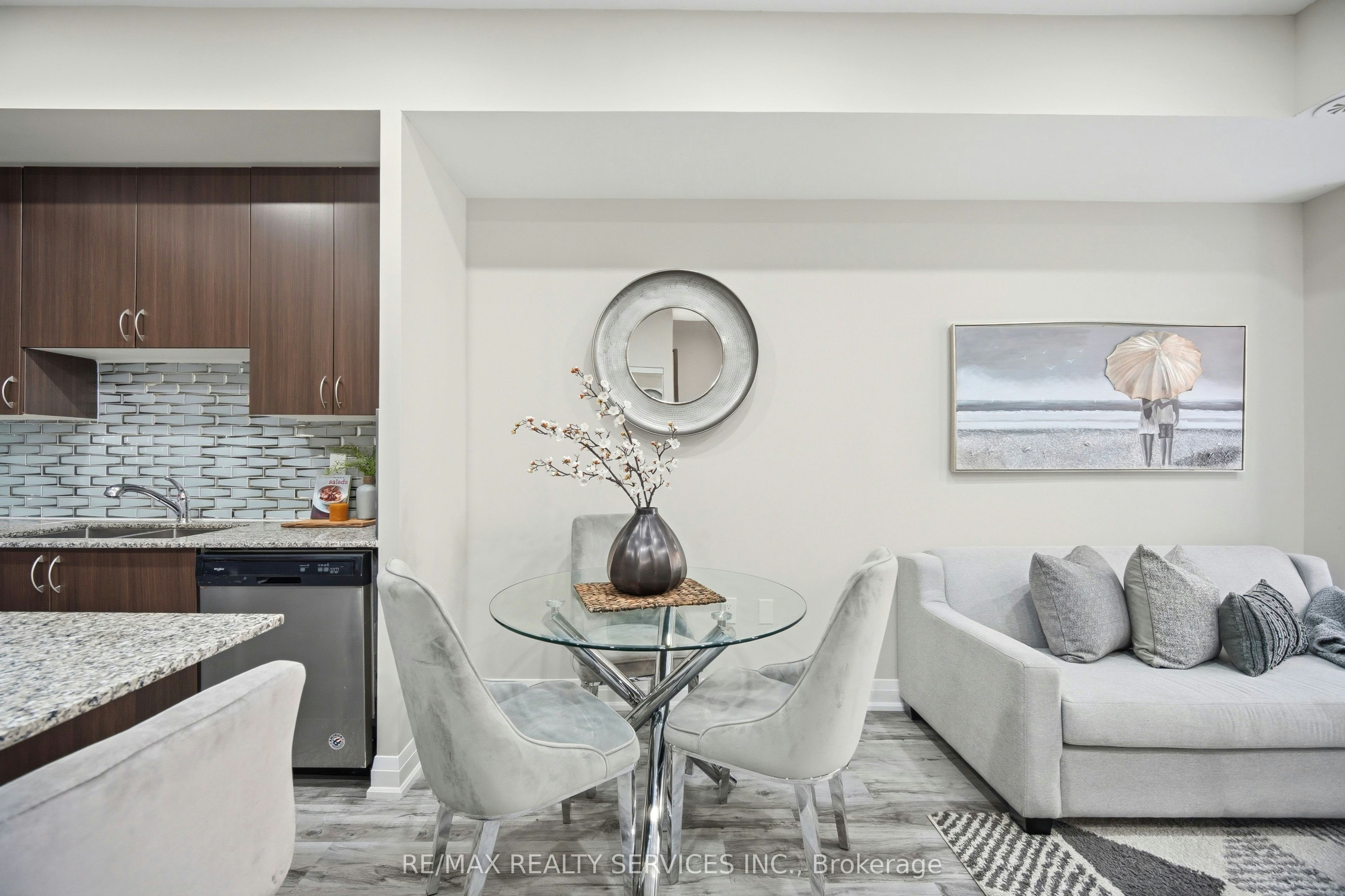 302-26 Coles Avenue, Vaughan, ON, L4L 0J1 - 12