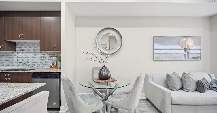 302-26 Coles Avenue, Vaughan, ON, L4L 0J1 - 12