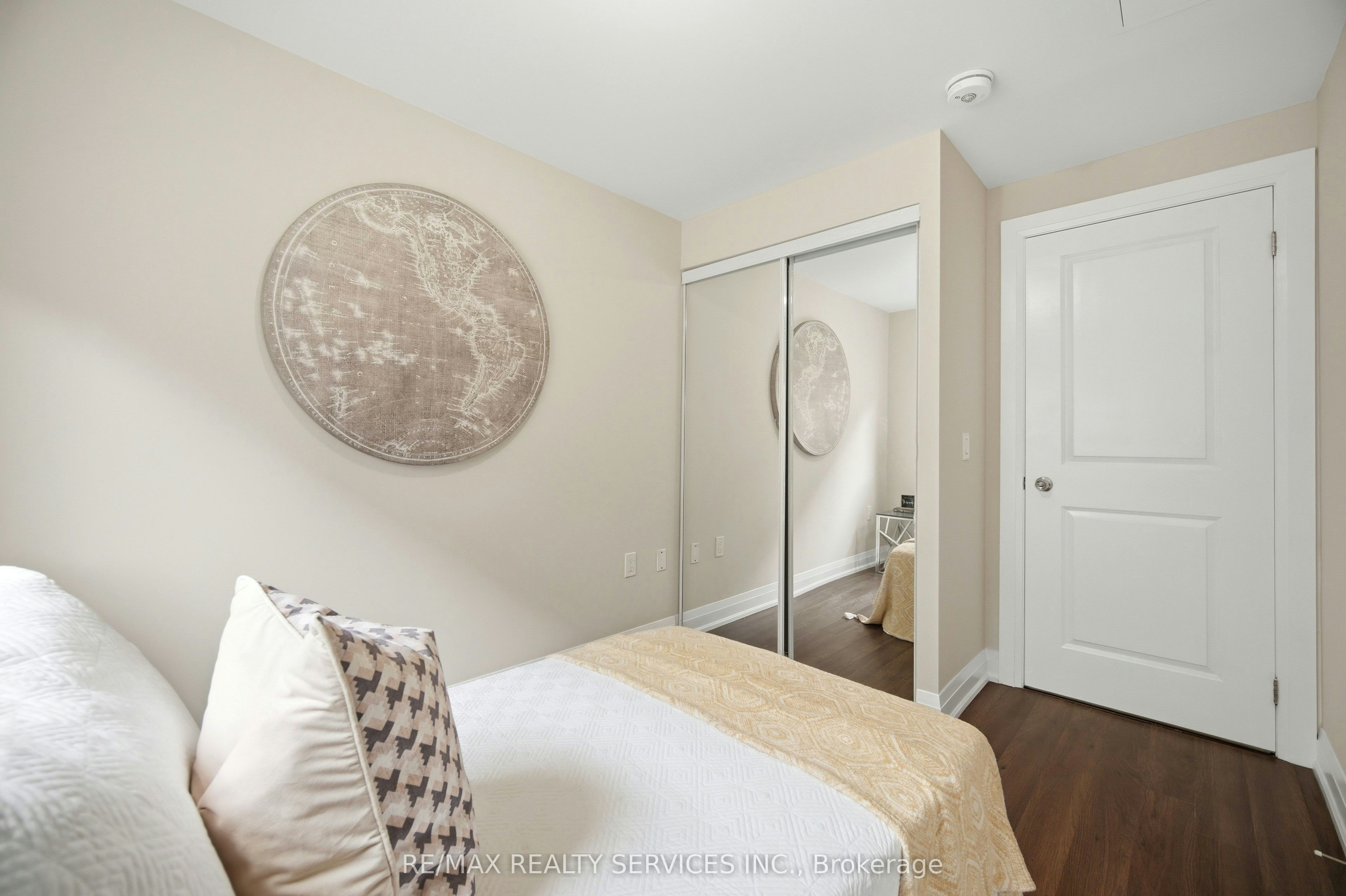 302-26 Coles Avenue, Vaughan, ON, L4L 0J1 - 33