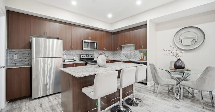 302-26 Coles Avenue, Vaughan, ON, L4L 0J1 - 14