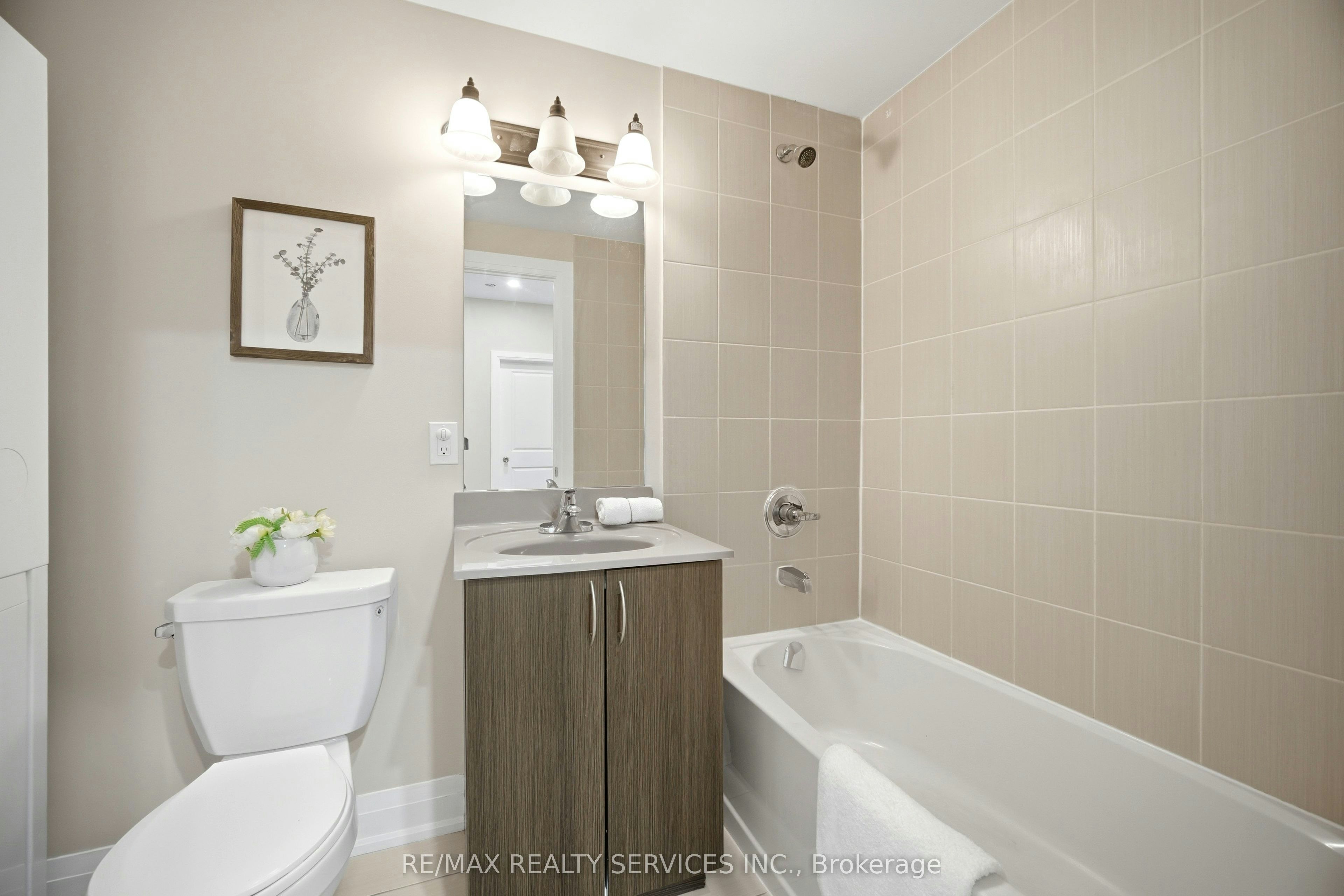 302-26 Coles Avenue, Vaughan, ON, L4L 0J1 - 34
