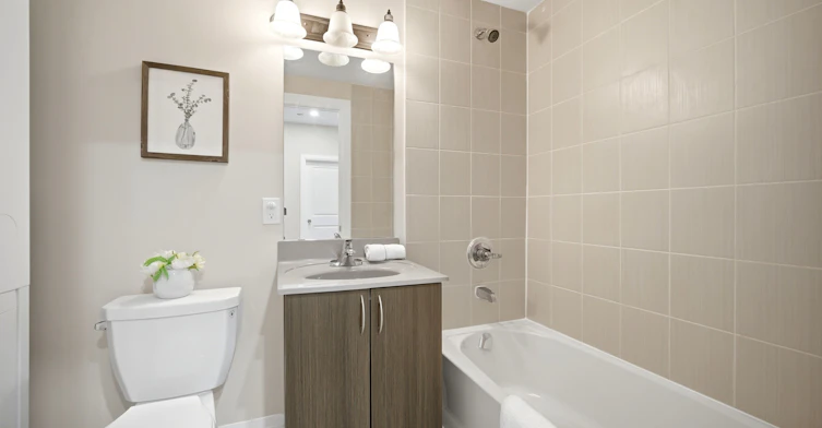 302-26 Coles Avenue, Vaughan, ON, L4L 0J1 - 34