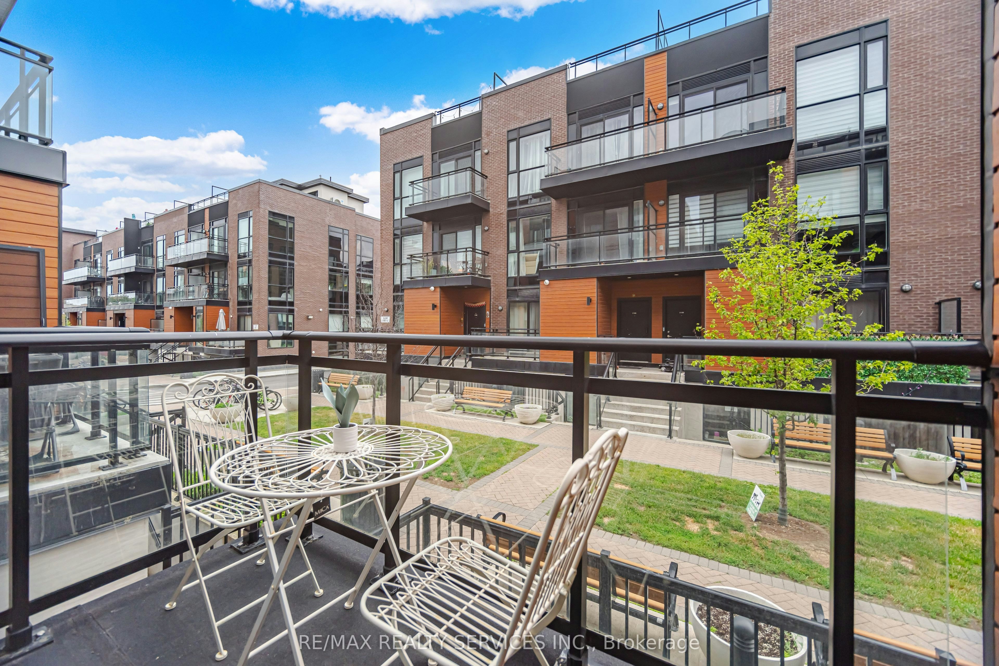 302-26 Coles Avenue, Vaughan, ON, L4L 0J1 - 31