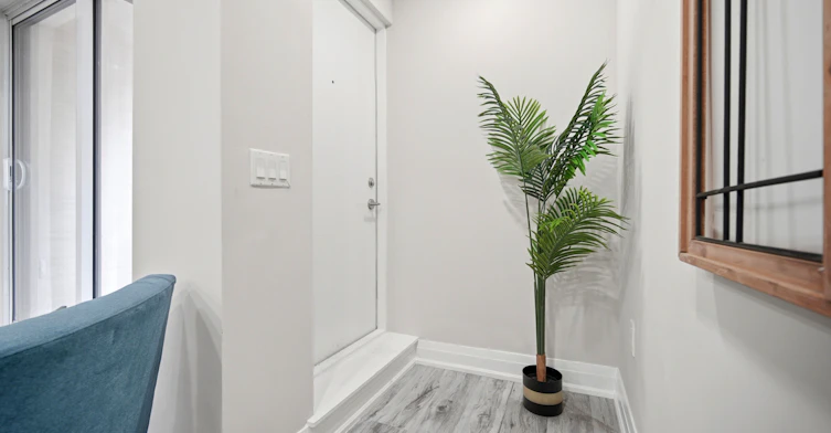 302-26 Coles Avenue, Vaughan, ON, L4L 0J1 - 5