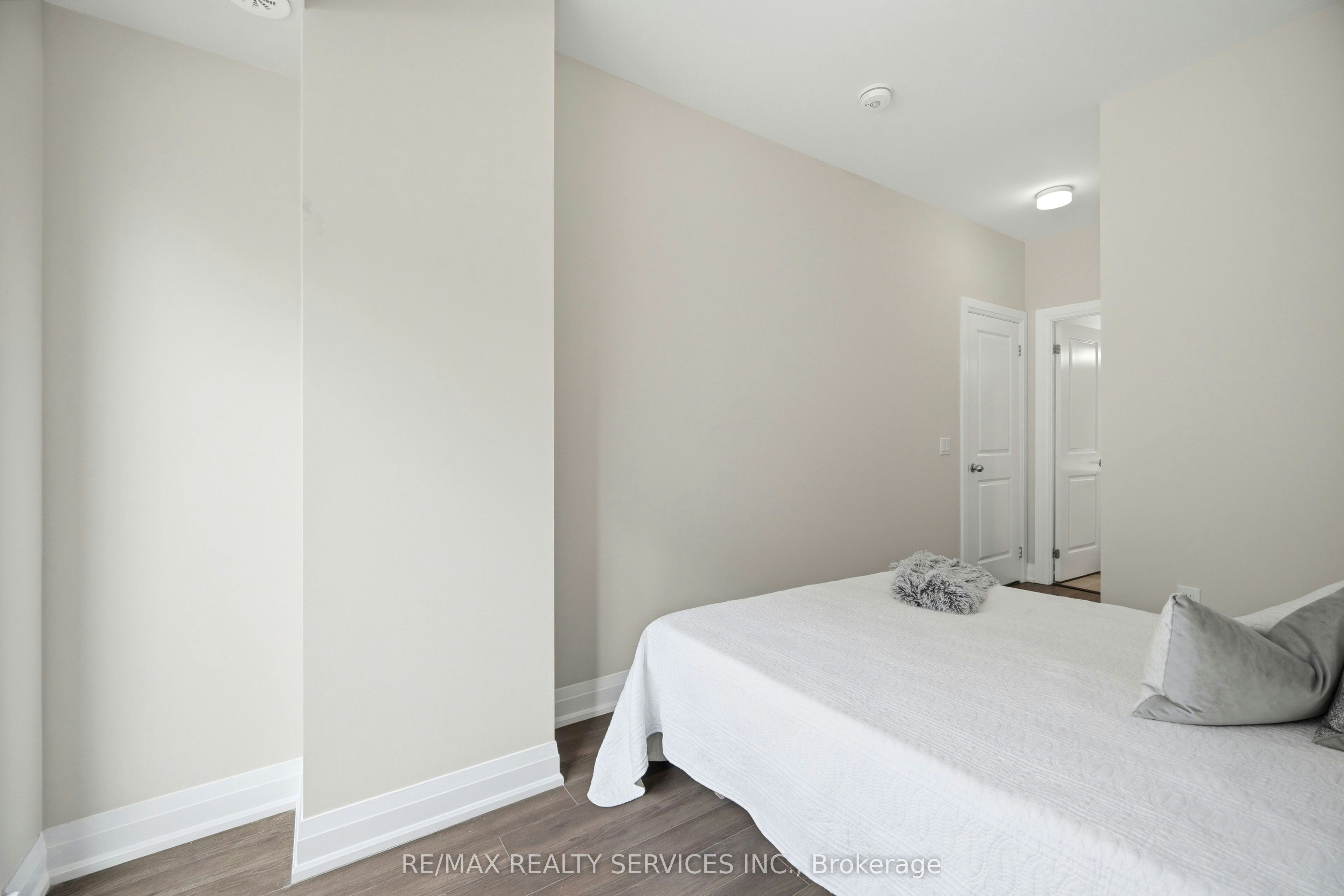 302-26 Coles Avenue, Vaughan, ON, L4L 0J1 - 26