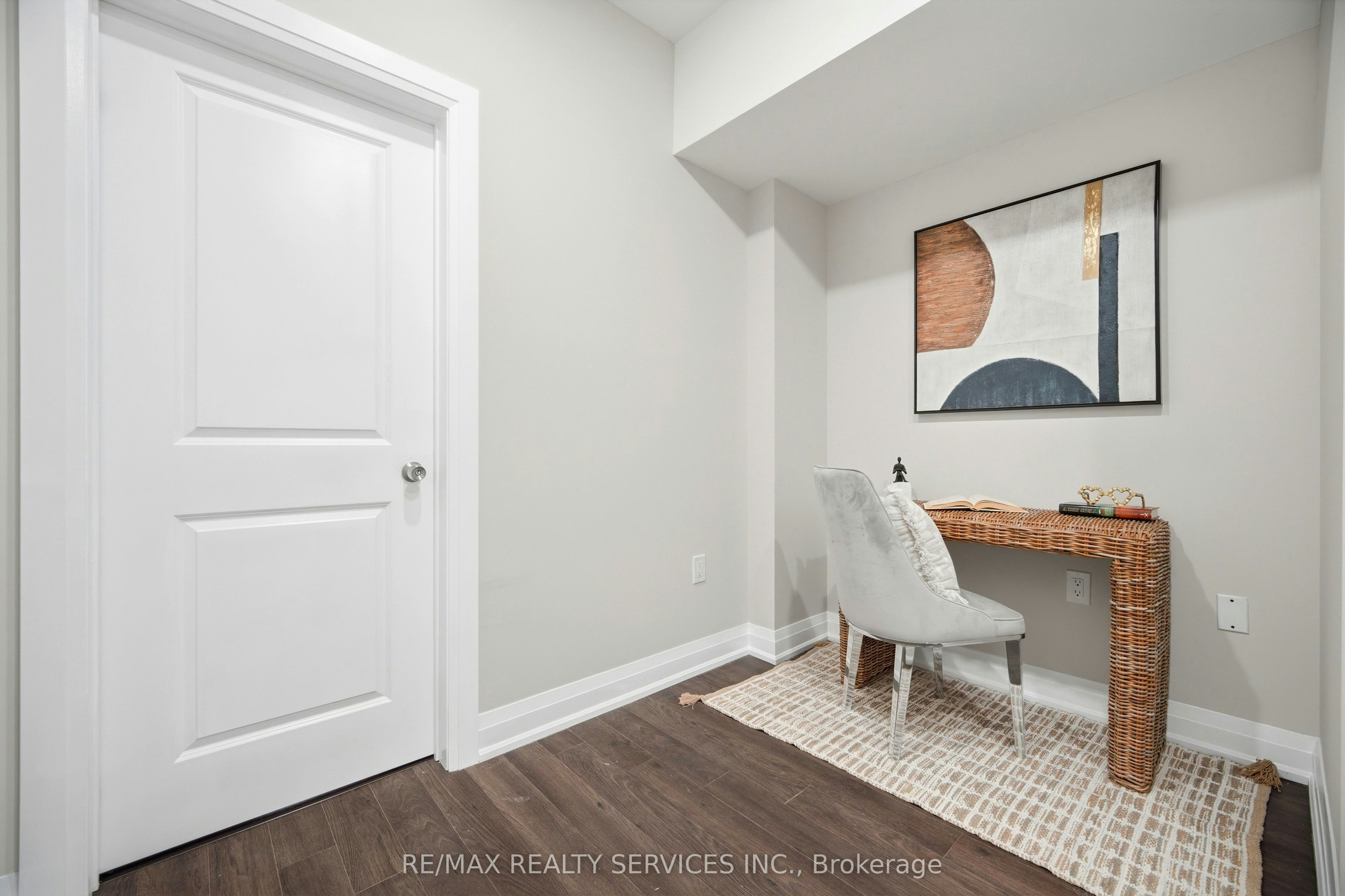 302-26 Coles Avenue, Vaughan, ON, L4L 0J1 - 24