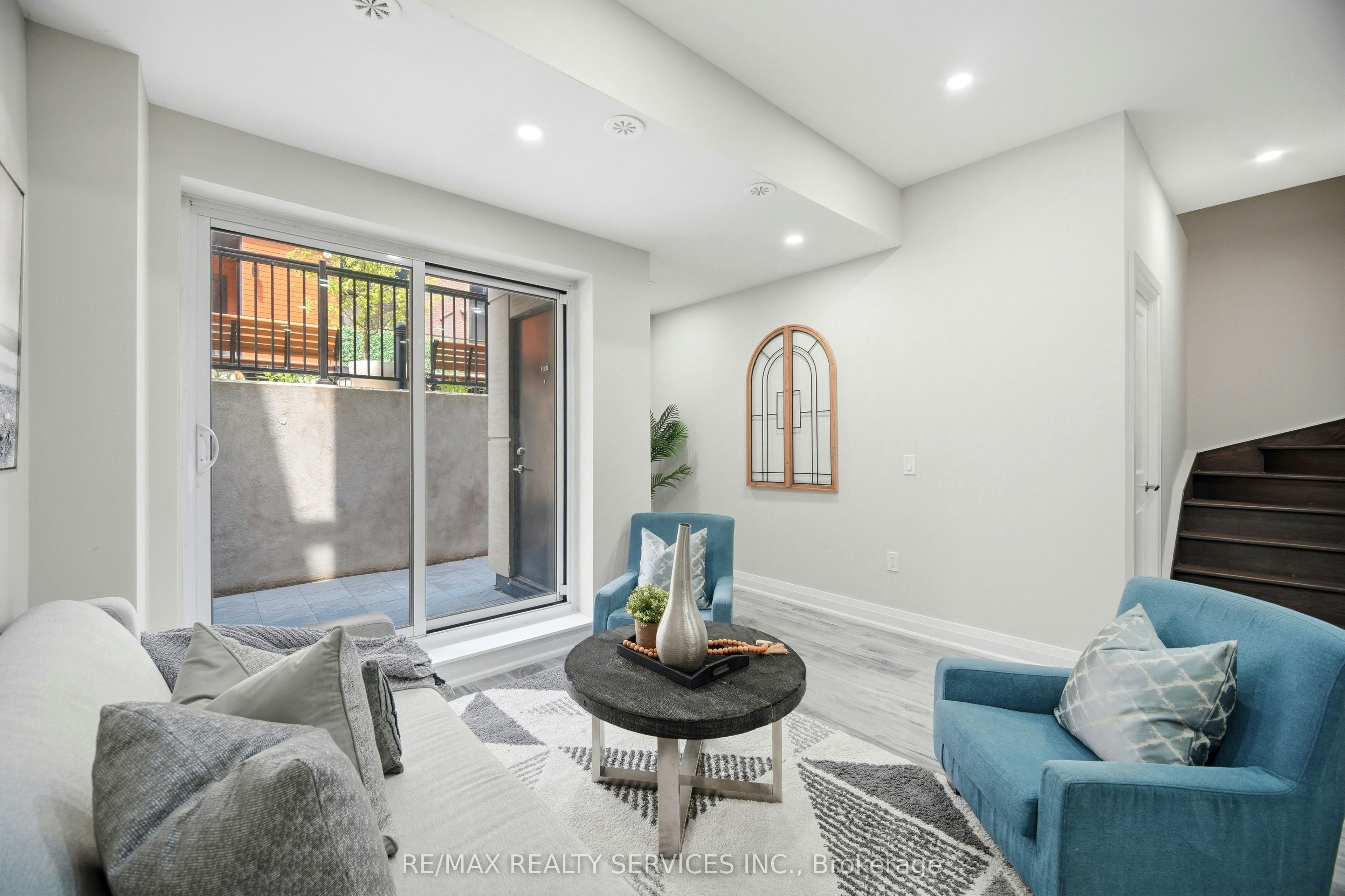 302-26 Coles Avenue, Vaughan, ON, L4L 0J1 - 10