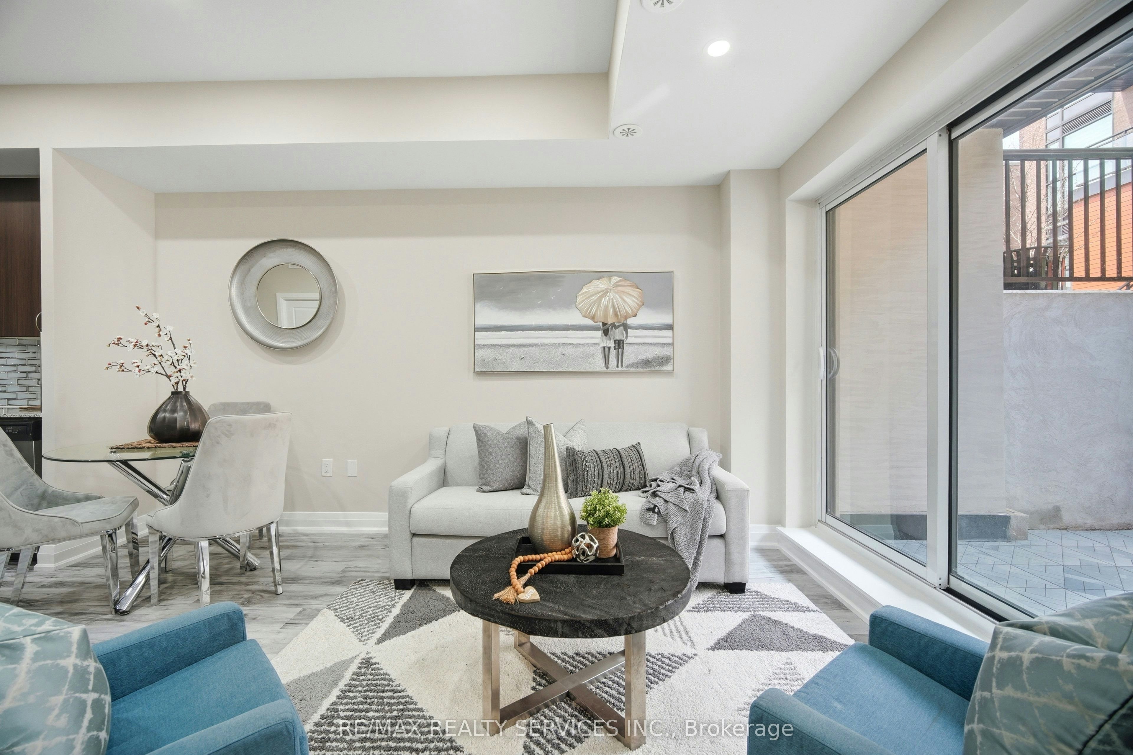 302-26 Coles Avenue, Vaughan, ON, L4L 0J1 - 8