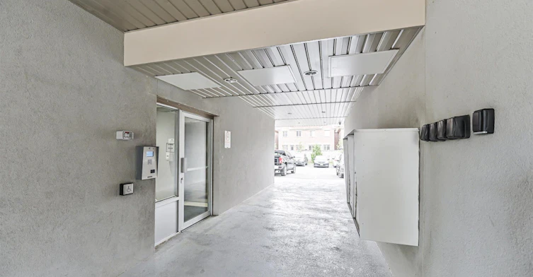 219-3865 Major Mackenzie Drive, Vaughan, ON, L4H 4P4 - 5