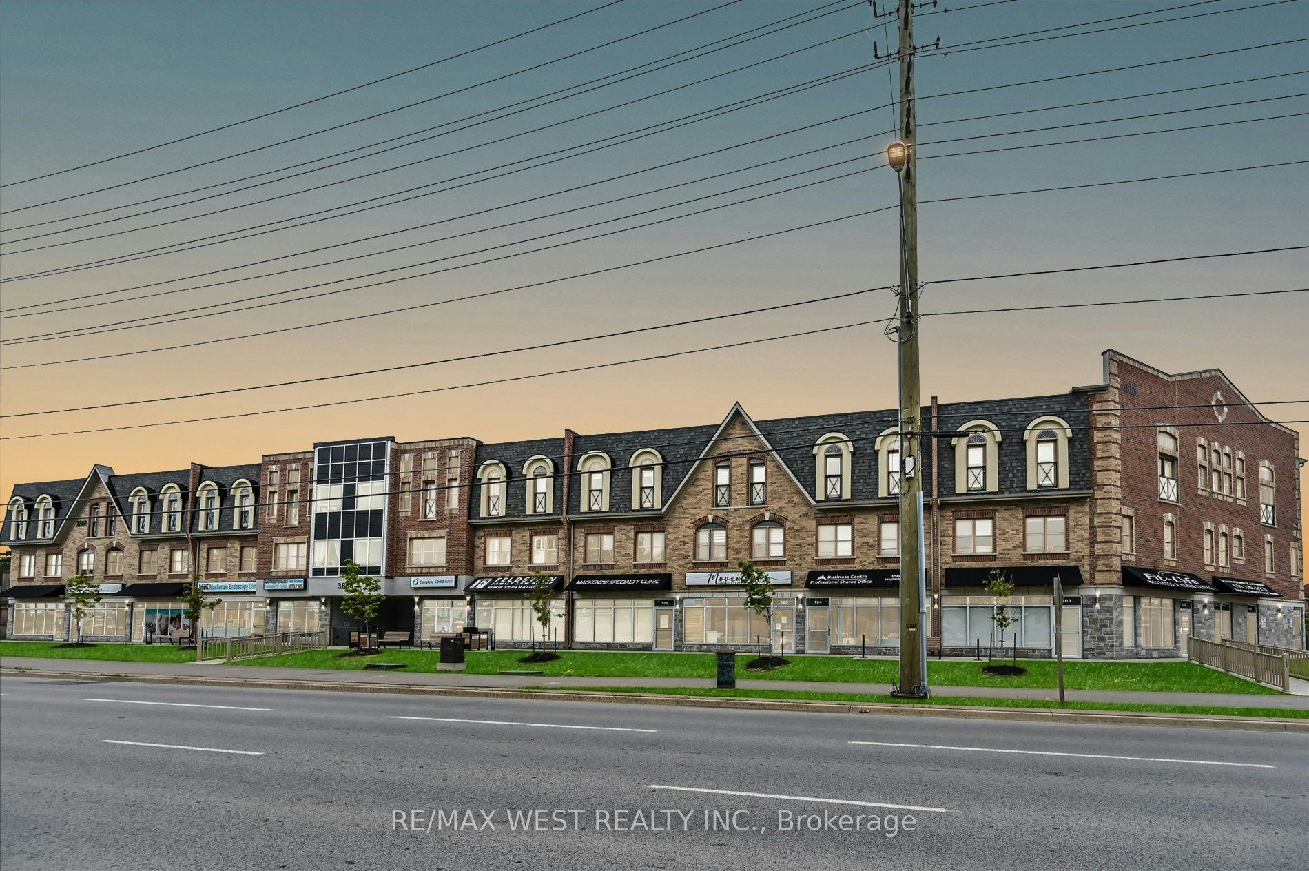 219-3865 Major Mackenzie Drive, Vaughan, ON, L4H 4P4 - 3