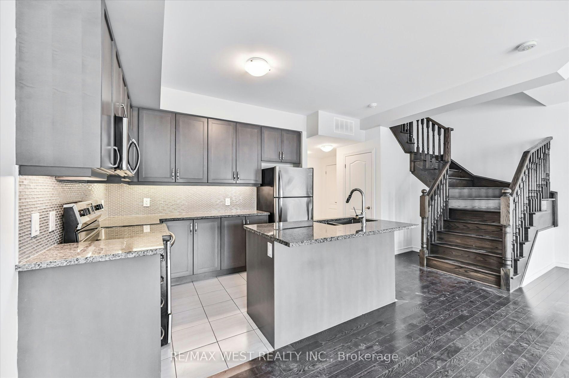 219-3865 Major Mackenzie Drive, Vaughan, ON, L4H 4P4 - 13