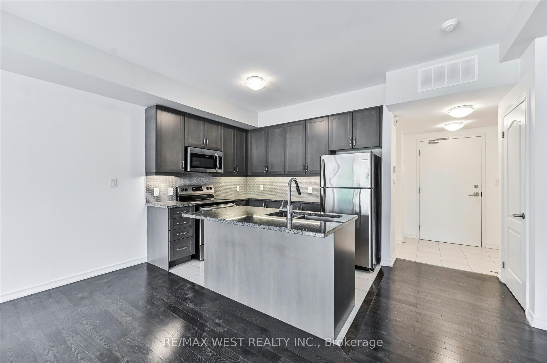 219-3865 Major Mackenzie Drive, Vaughan, ON, L4H 4P4 - 10