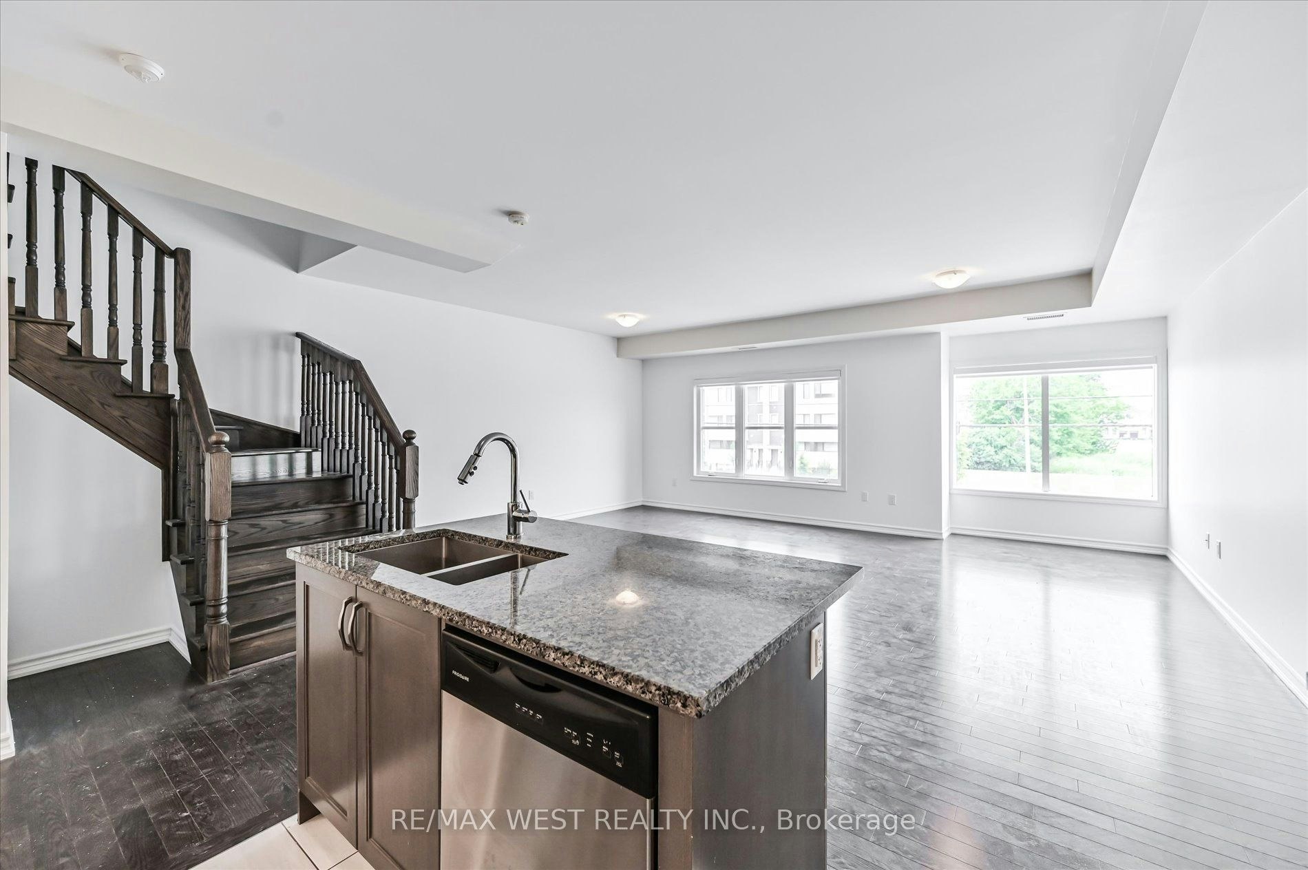 219-3865 Major Mackenzie Drive, Vaughan, ON, L4H 4P4 - 12