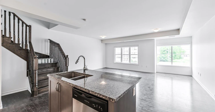 219-3865 Major Mackenzie Drive, Vaughan, ON, L4H 4P4 - 12