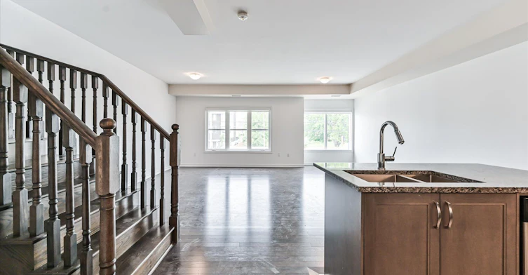 219-3865 Major Mackenzie Drive, Vaughan, ON, L4H 4P4 - 9