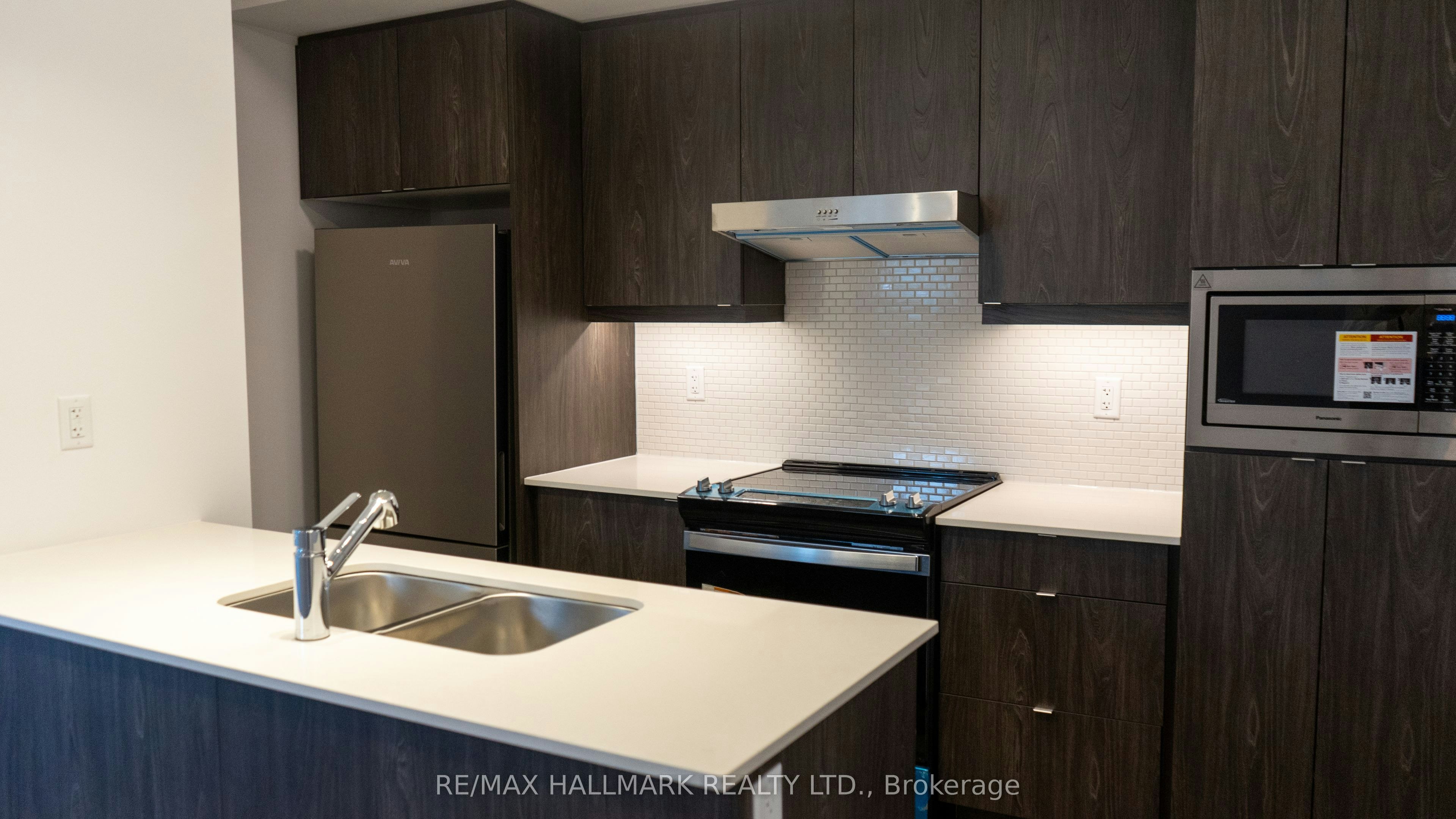 120-51 Jefferson Side Road, Richmond Hill, ON, L4E 1M1 - 3