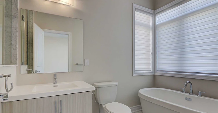 35 Carrville Woods Circle, Vaughan, ON, L6A 4Z6 - 13