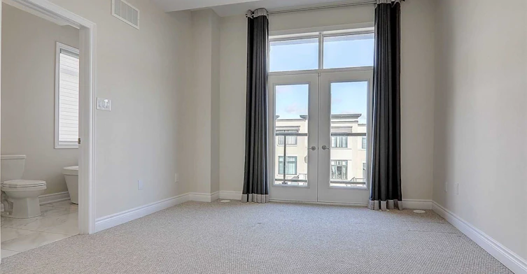 35 Carrville Woods Circle, Vaughan, ON, L6A 4Z6 - 12