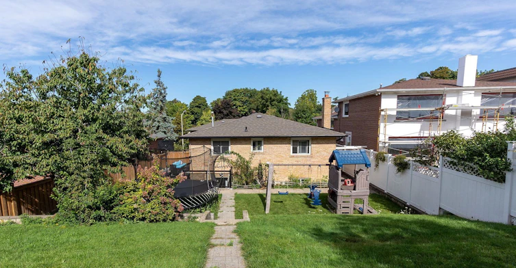 Lower-99 Willis Road, Vaughan, ON, L4L 2S4 - 11