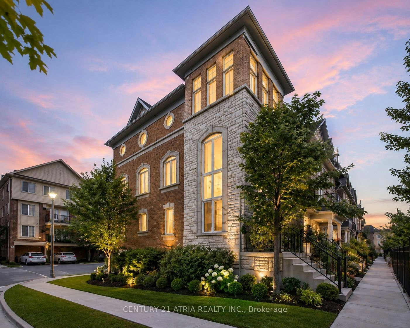 92 Louisbourg Way, Markham, ON, L6E 0C5