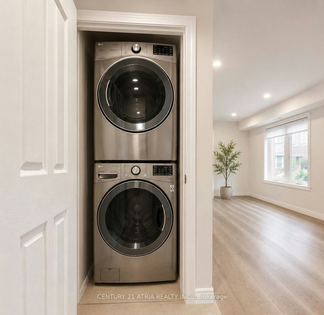 92 Louisbourg Way, Markham, ON, L6E 0C5 - 9
