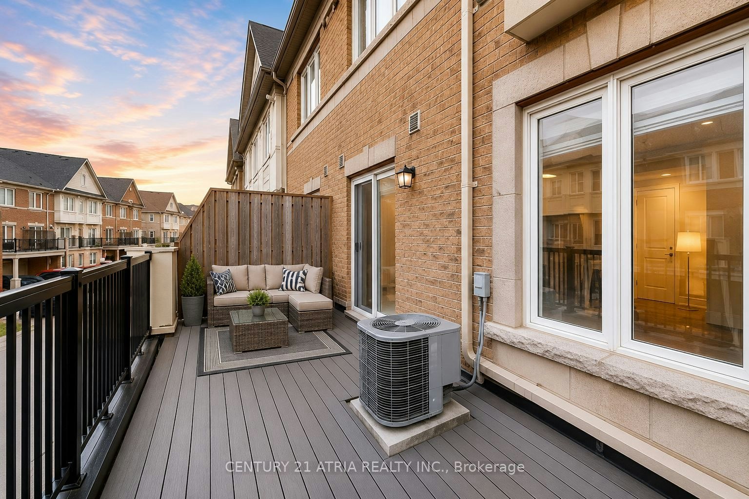 92 Louisbourg Way, Markham, ON, L6E 0C5 - 12