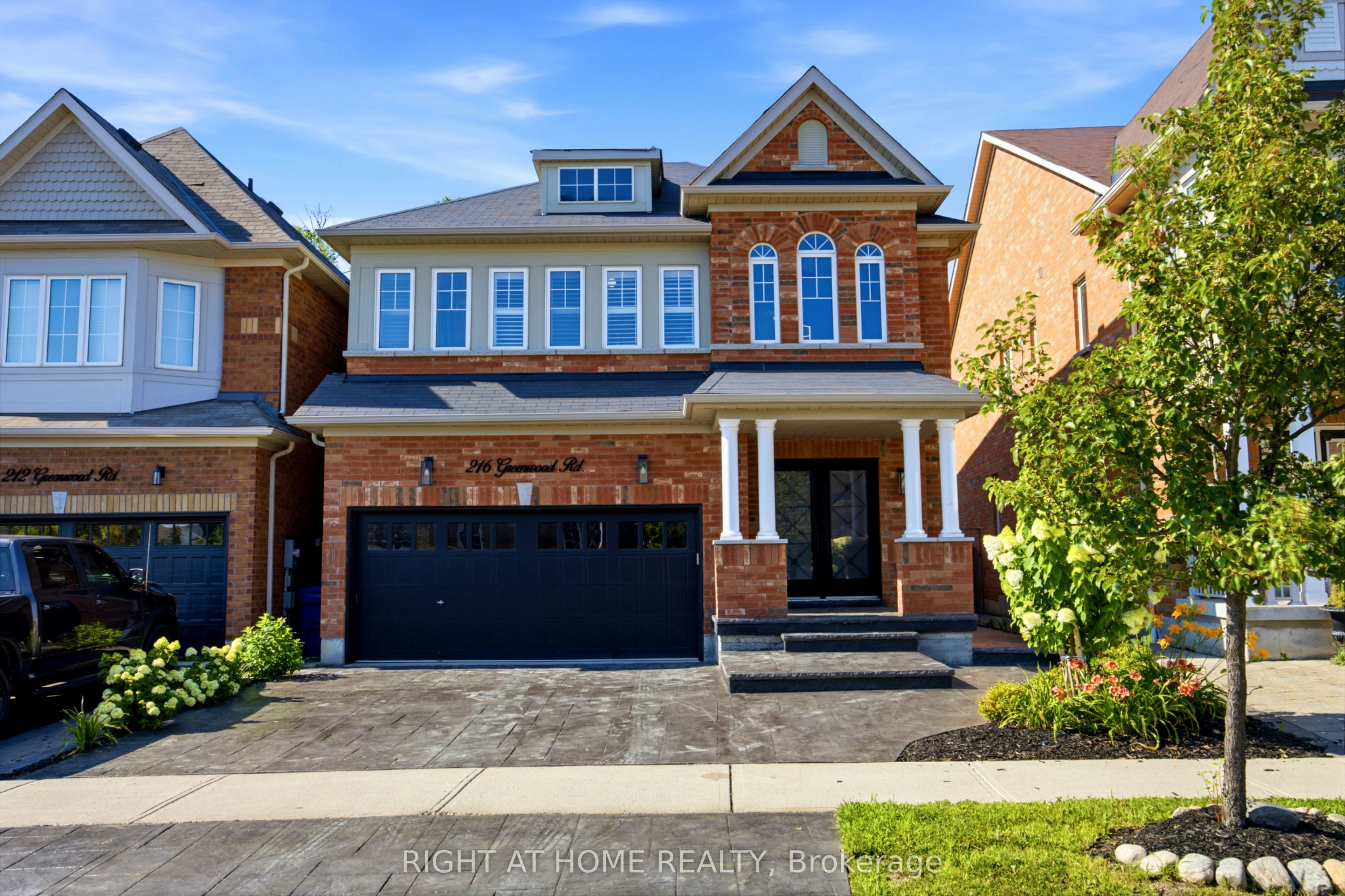 216 Greenwood Road, Whitchurch-Stouffville, ON, L4A 4N8